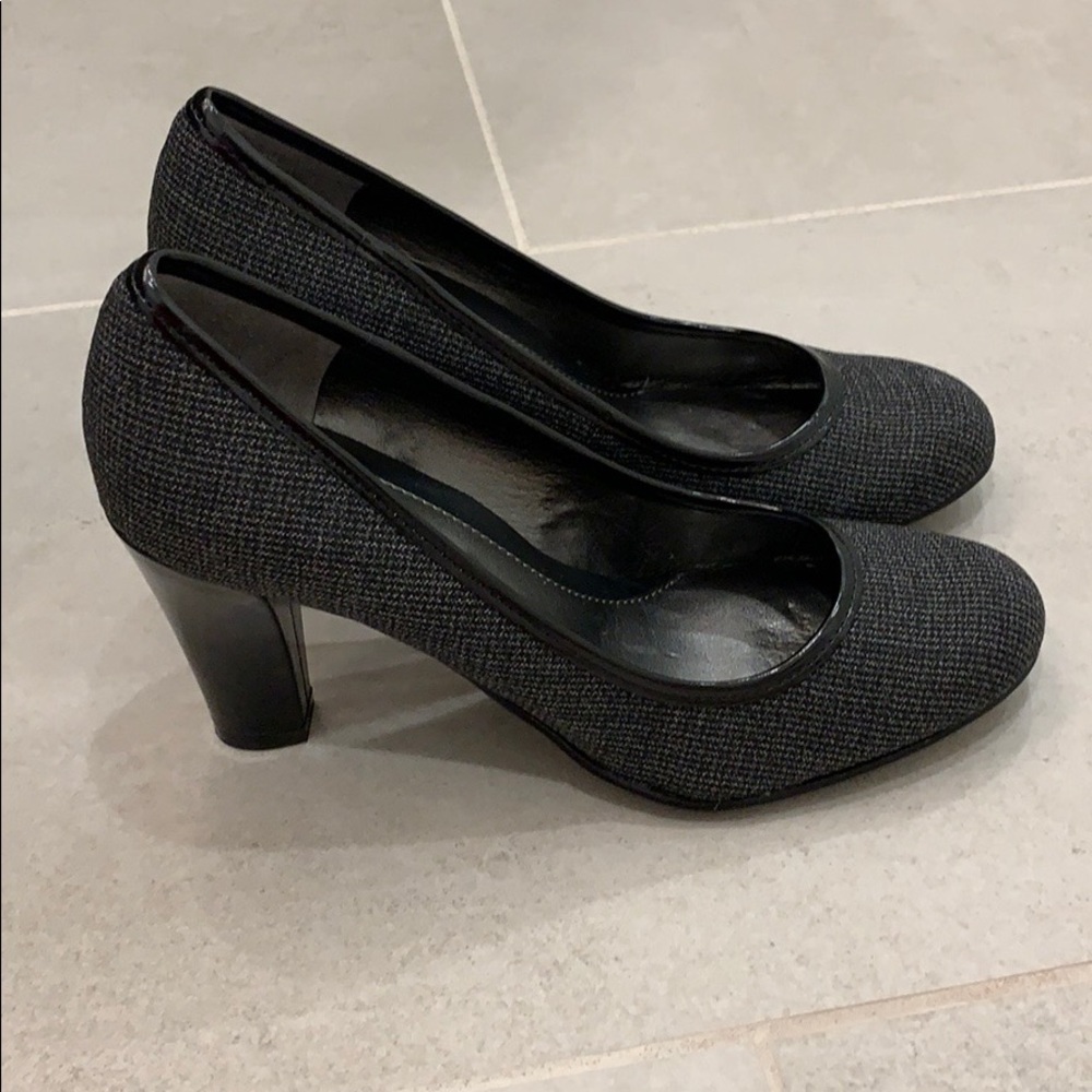 Bandolino Fabric with Patent Leather Trim Pumps